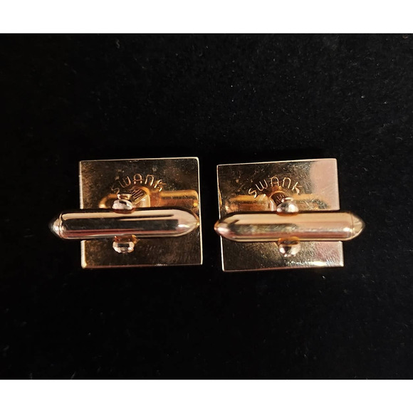Vintage Swank Gold and Pearl Cuff Links - Picture 2 of 7